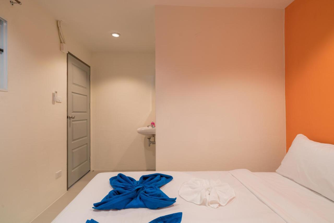 Grey Door Hotel Patong Exterior foto
