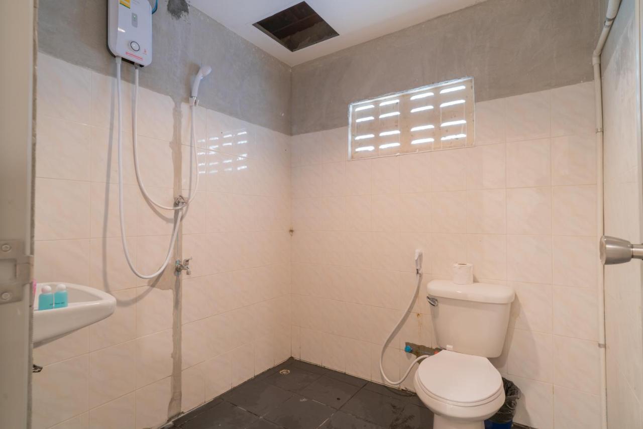 Grey Door Hotel Patong Exterior foto