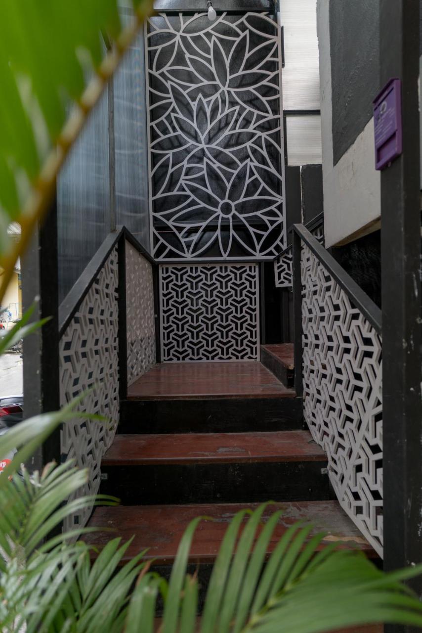 Grey Door Hotel Patong Exterior foto